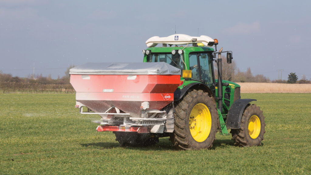 Applying nitrogen to winter winter