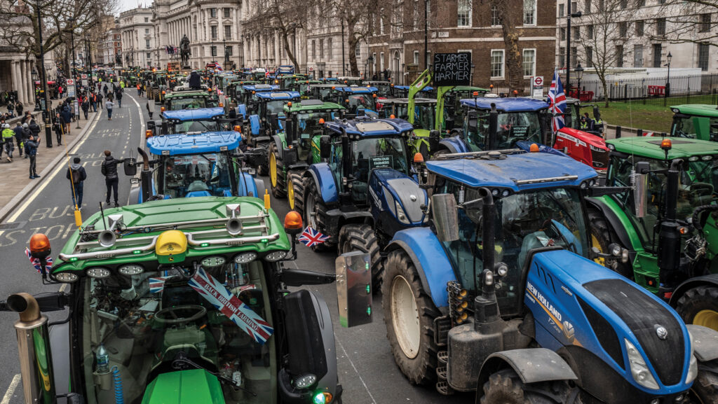 Farmer tractor protest in Westminster © Phil Weedon