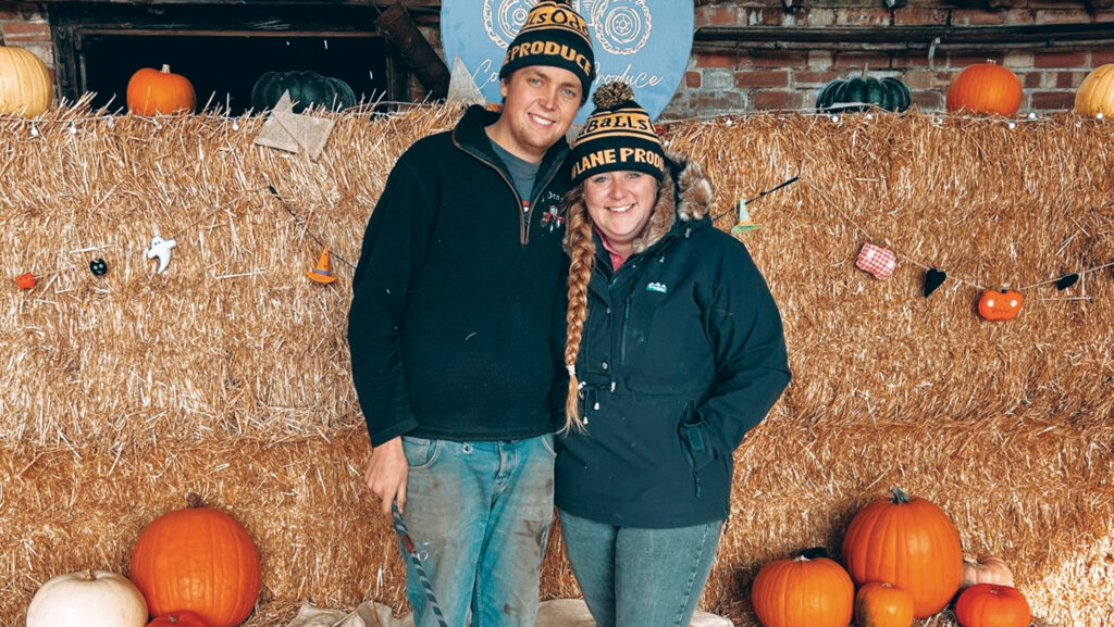 Joshua and Kate © Joshua Dennis