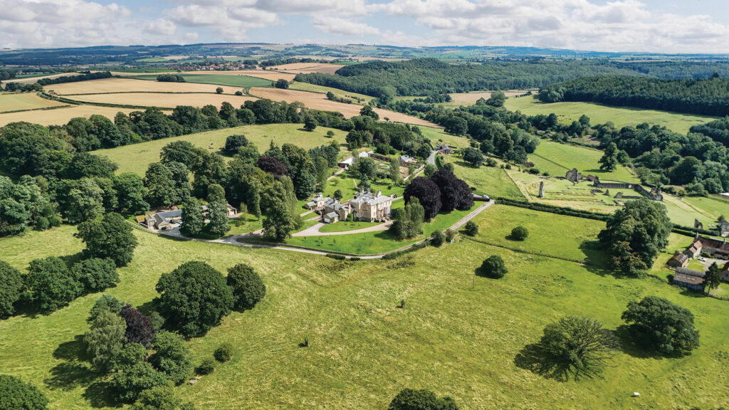 If allowed, lotting could have raised the sale price of the Kirkham Estate © GSC Grays