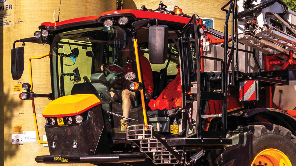 JCB Fastrac Trac-Con cab