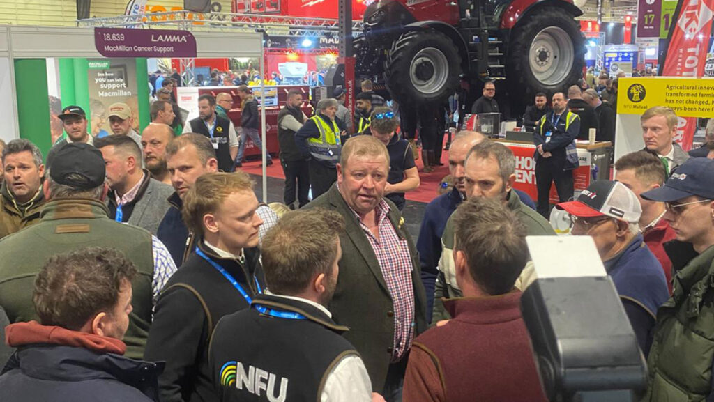 Farmers gather at the NFU stand at Lamma to air their frustrations about the union's stance on IHT © Dan Willis
