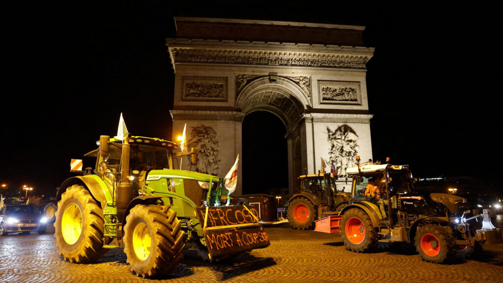 French farmers stage new Paris protest over trade deal