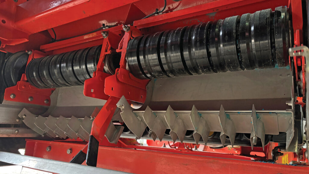 Close-up of spreader internals