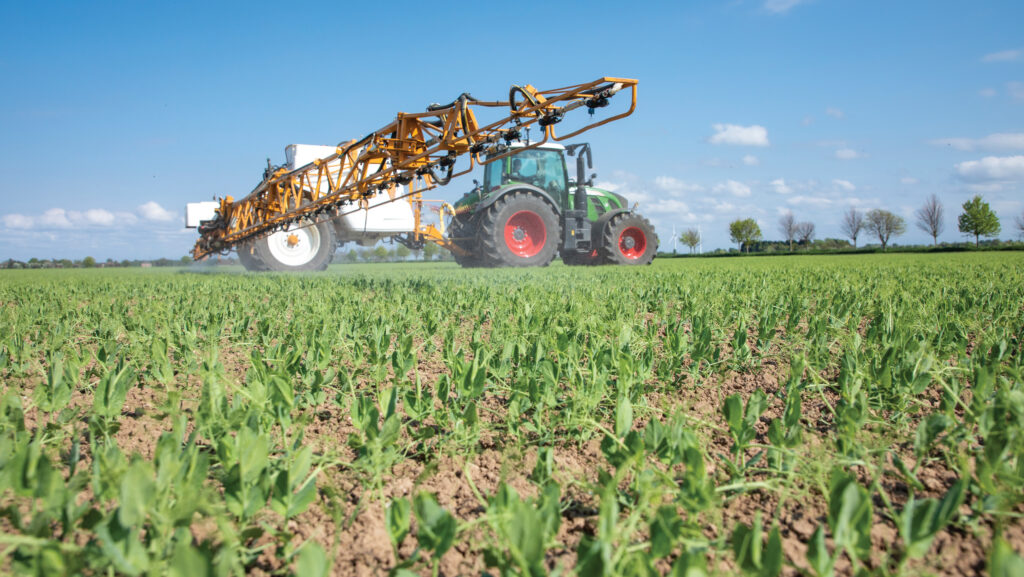 EU alignment risks £810m hit to UK farm incomes