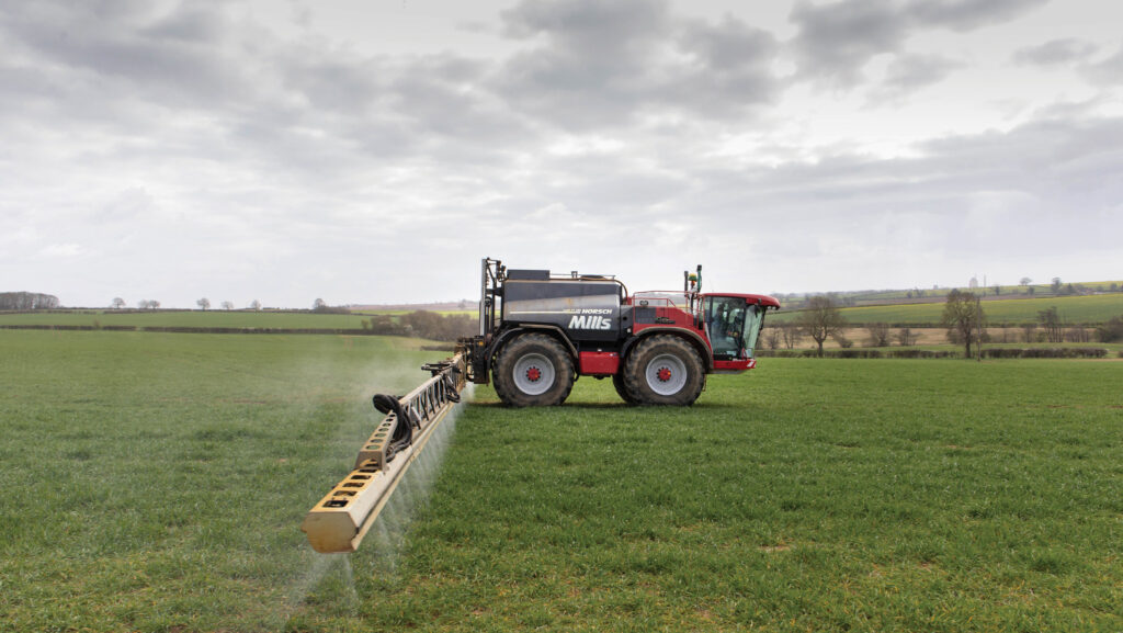 Crop Watch: T0s approach in barley and an OSR weed issue