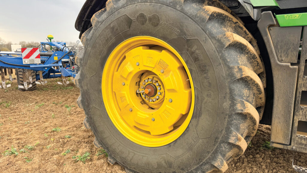 John Deere 8RX tractor tyre