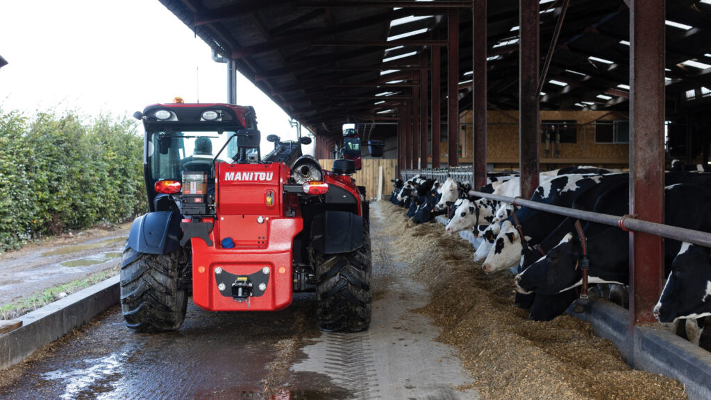 Manitou MLT telehandler 