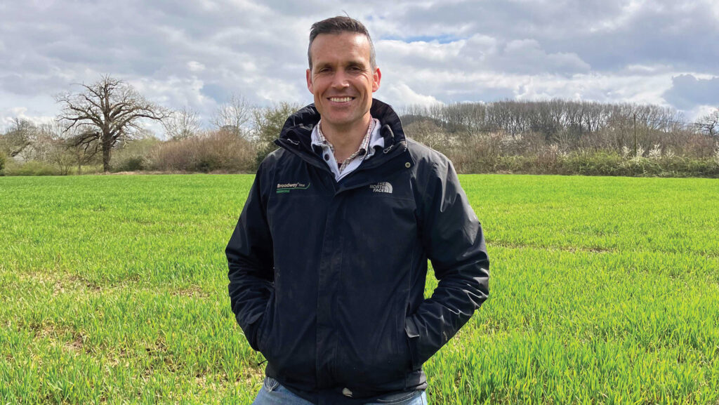 Chris Greenaway © Garnstone Farms