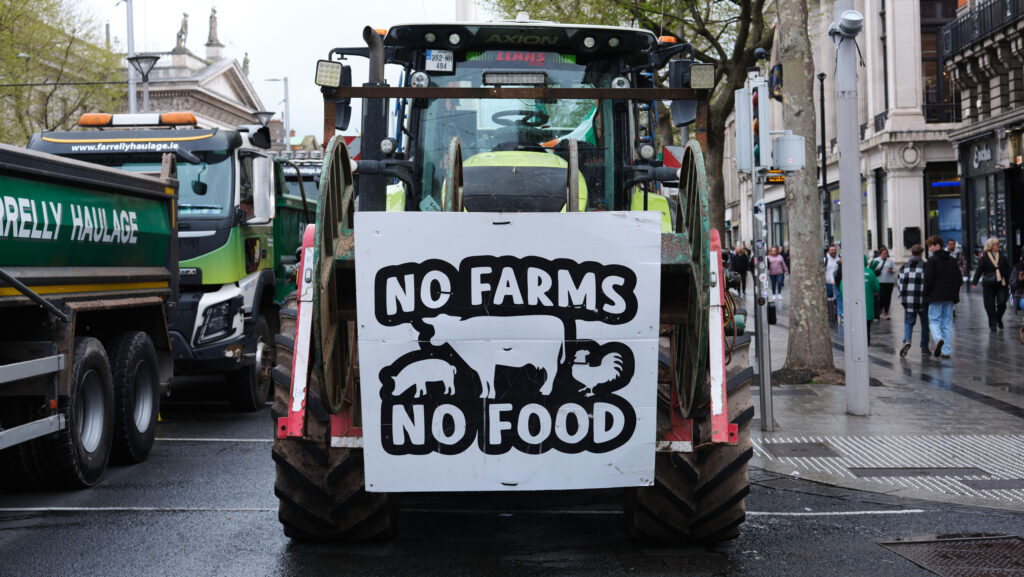 UK farmers weigh fuel protest action amid rising costs