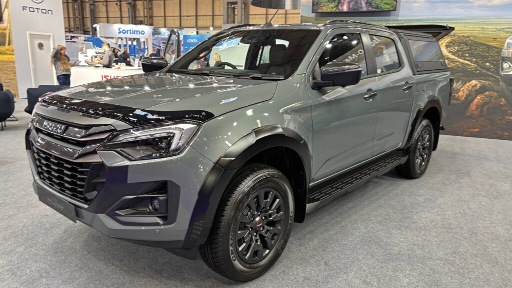 Isuzu D-Max 2.2 litre pickup © Isuzu