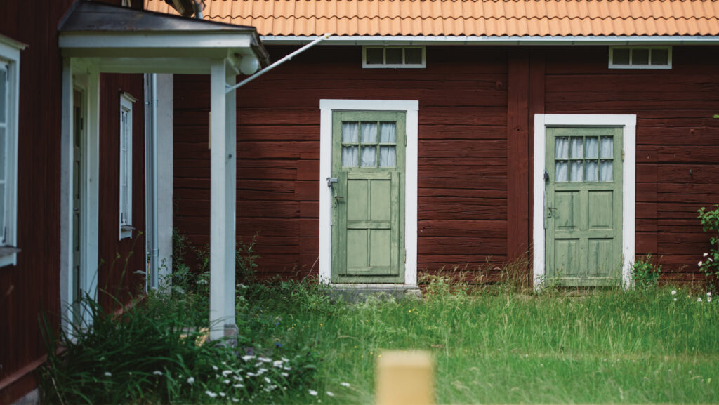 Business Clinic: How do we formalise staff housing rights?