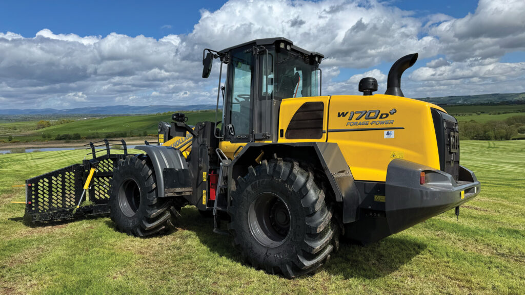New Holland W170D Forage Power