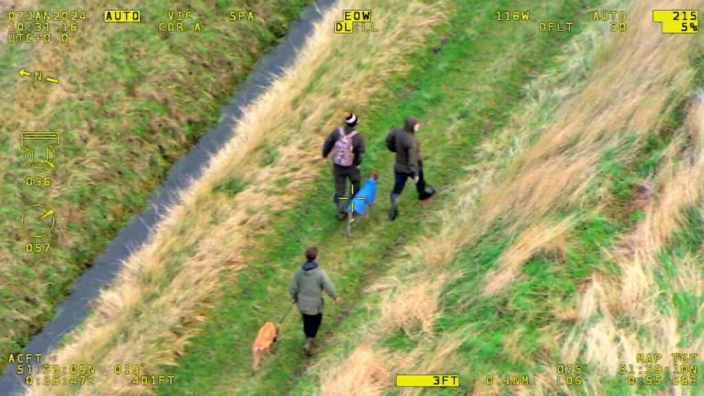 Suspected hare coursers in Essex
