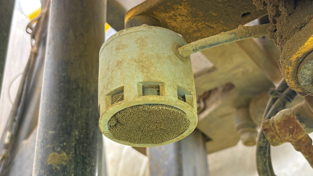 Boom levelling sensor