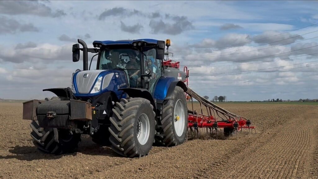 Gene-edited barley in Lincolnshire © Bofin