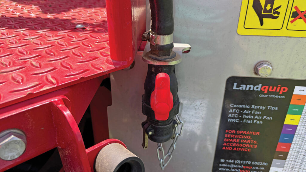 Rinse tank filler hose