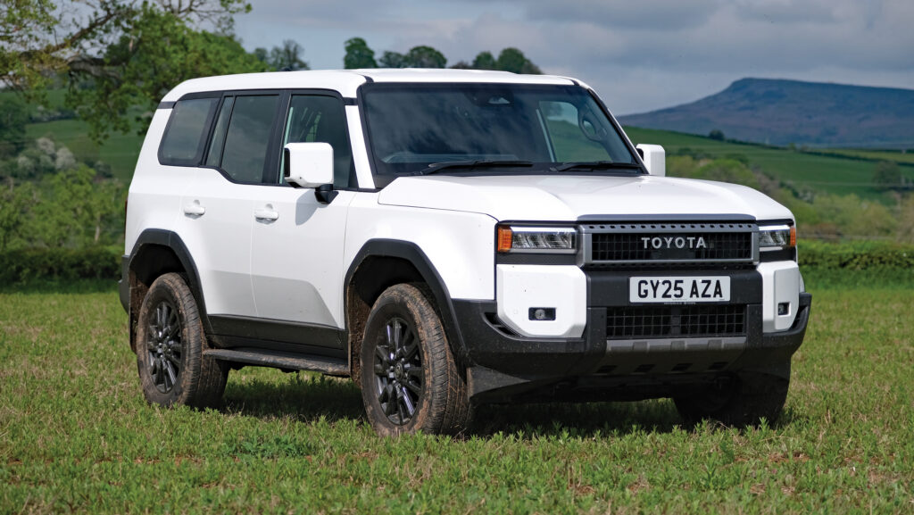 Toyota Land Cruiser © James Andrews