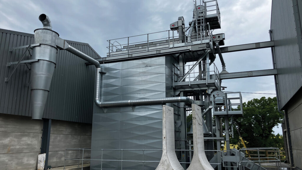 Grain dryer