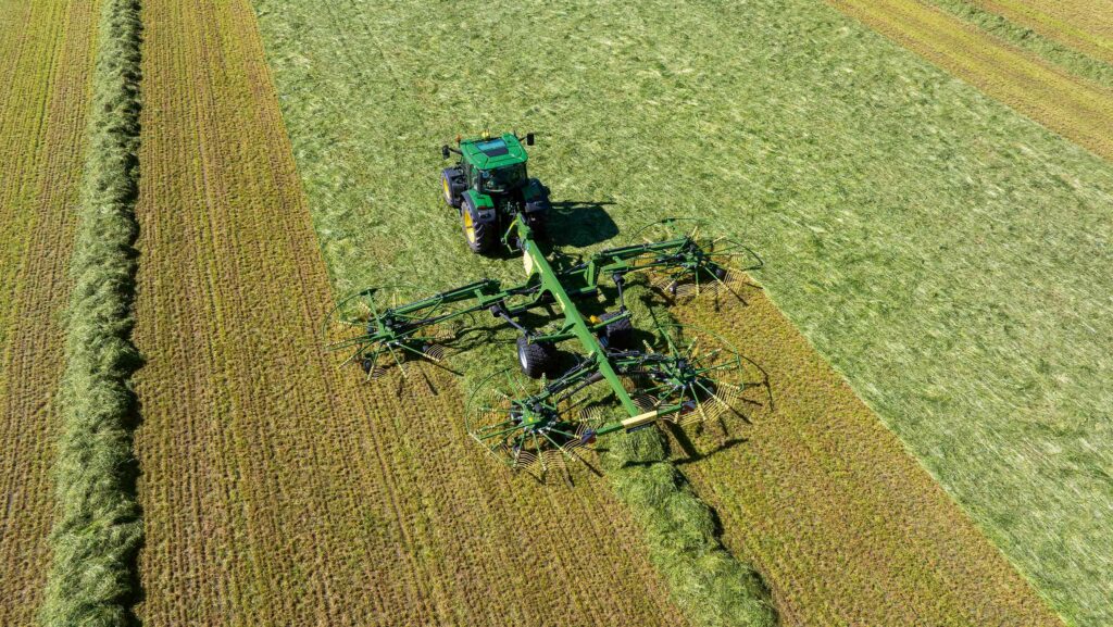 High-tech features from bigger machines have filtered down to the 12.5m Swadro © Krone