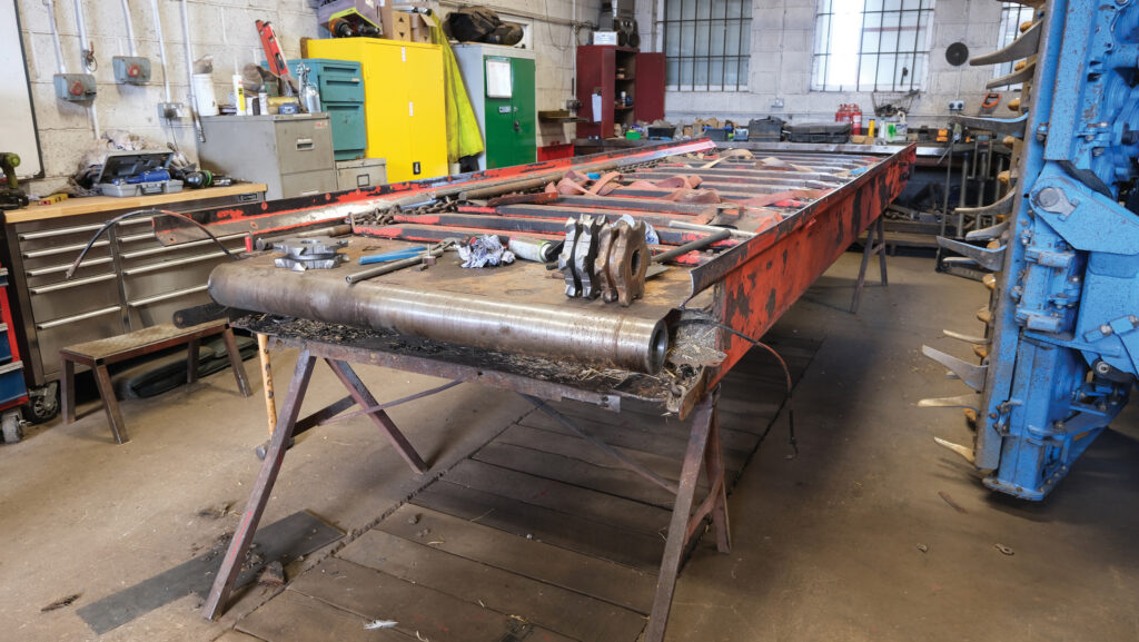 Kuhn Primor bed repairs