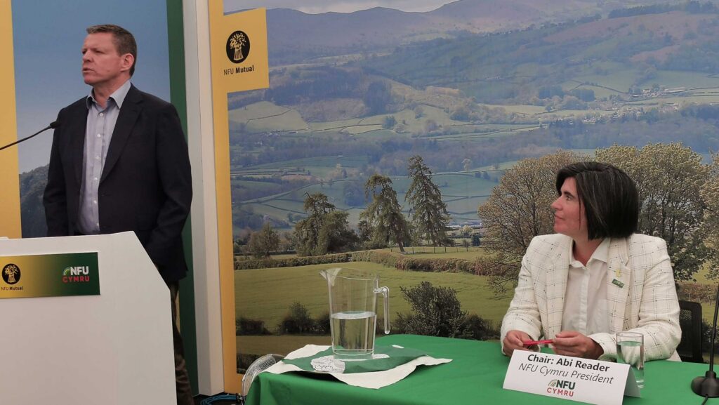 Wales' first minister Rhun ap Iorwerth speaking at NFU Cymru session with union president Abi Reader © Philip Case/MAG