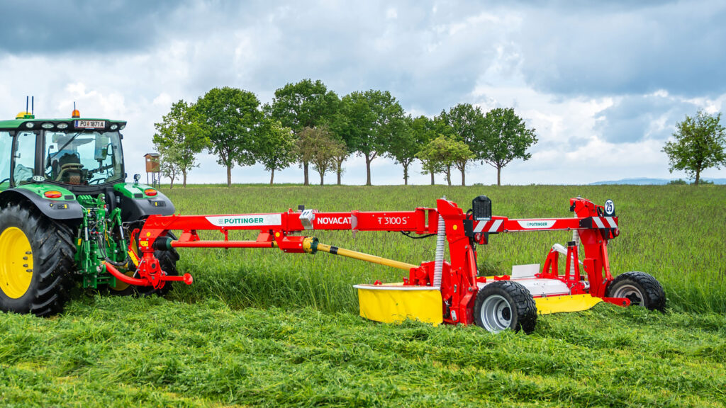 Pottinger’s latest-spec 3.05m Novacat T mo-c © Pottinger