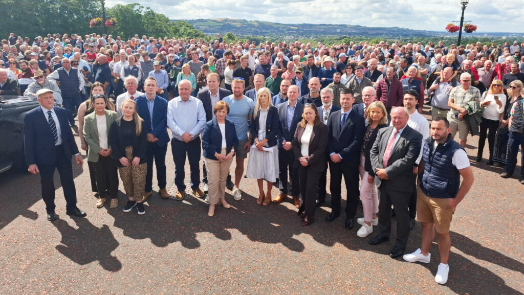 Farmers stage protest outside Stormont
