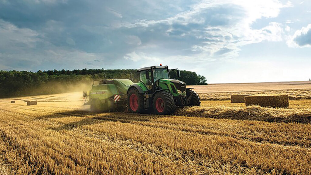 Fendt baler in field