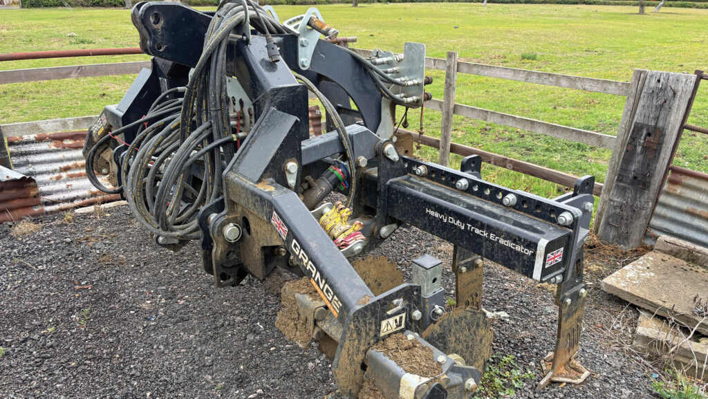 Grange Heavy Duty Track Eradicator