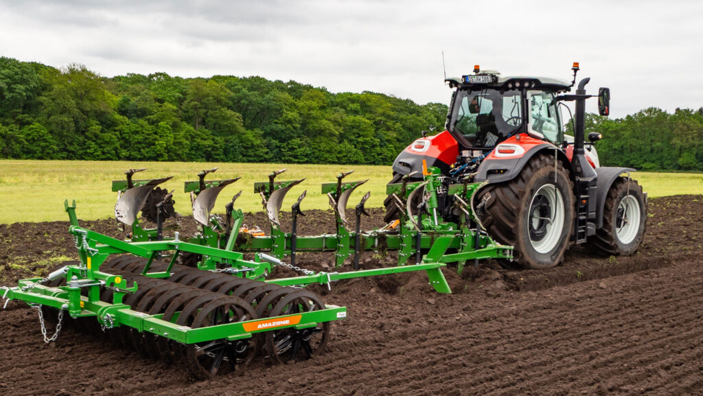 The Teres 300 Onland for in-furrow or on-land operation © Amazone