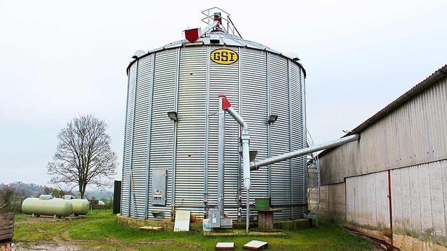 A drying bin