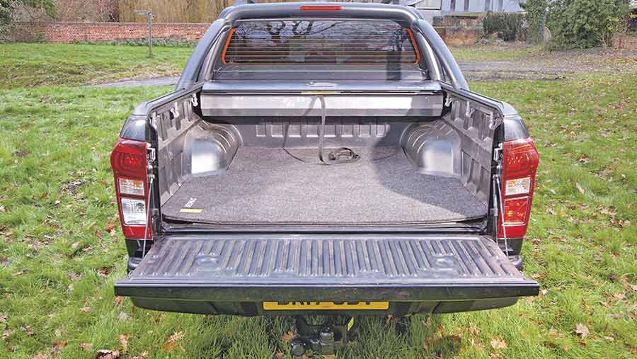Isuzu D Max from the back