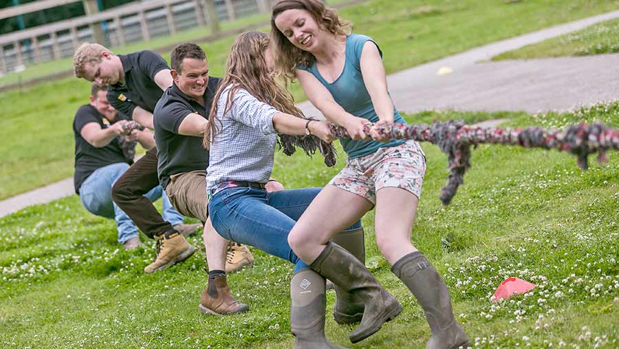 Tug of war at the bootcamp Farmers Apprentice