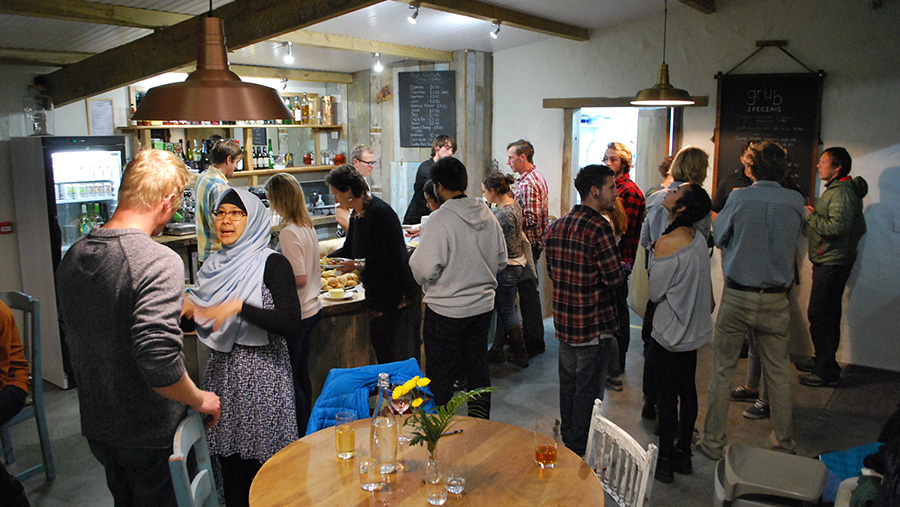 Diners in the Grub Kitchen