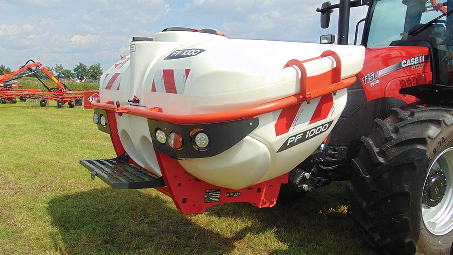 Kuhn sprayer front tank