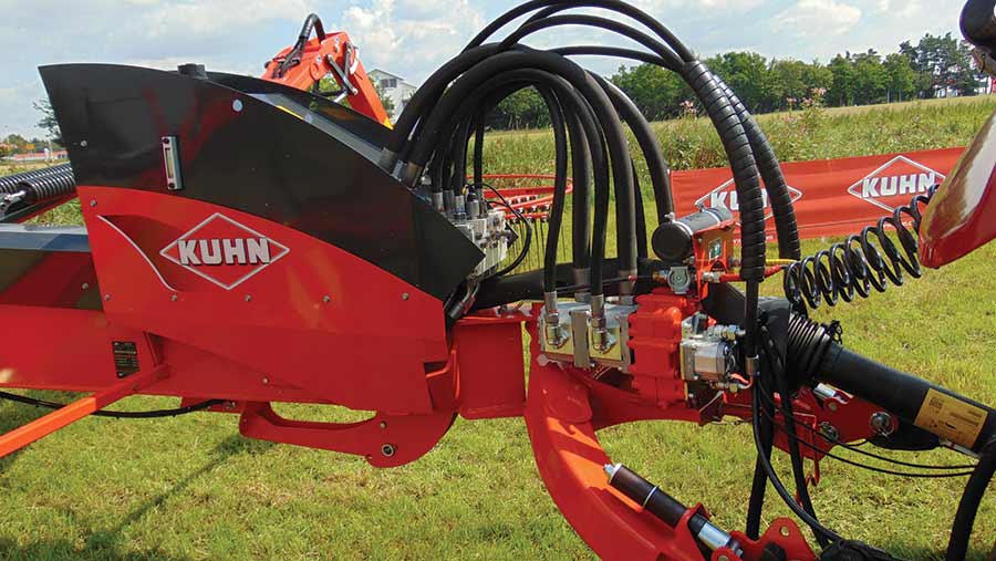 Kuhn rake hydraulic pumpmp