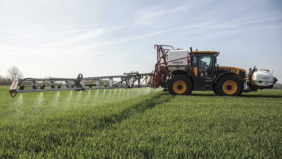 A Fastrack demount sprayer works in a field