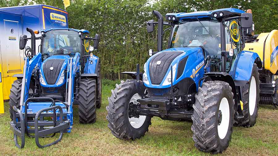 New Holland T5 and T6