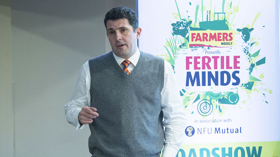 Nick Blake delivers his presentation at Fertile Minds © Billy Pix