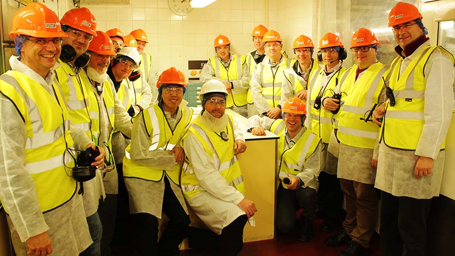 Potato roundtable delegates visit a factory © Jim Robbins