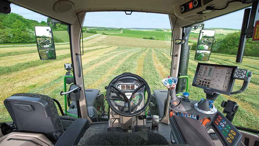 fendt 500 cab