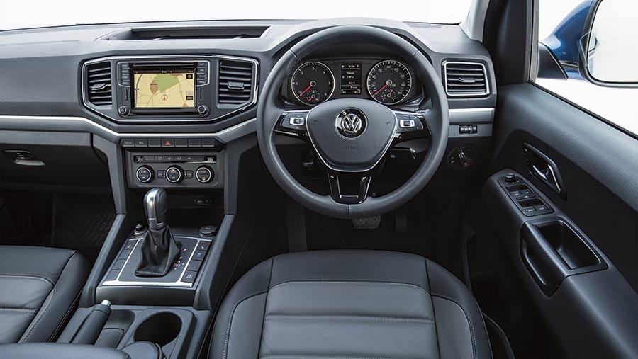 VW Amarok interior