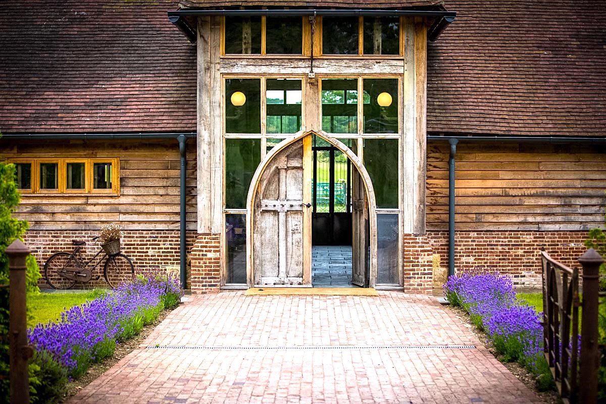 Vowels Lane, Kingscote, East Grinstead, West Sussex, RH19 4LG Property