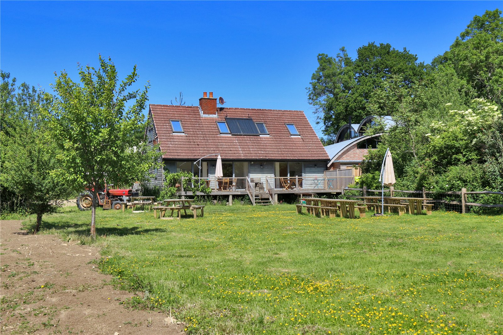 Staplecross, Robertsbridge, East Sussex, TN32 5SA Property