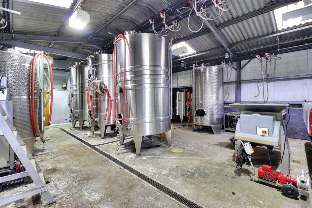 Kingscote, East Grinstead, West Sussex, RH19 4LG Property