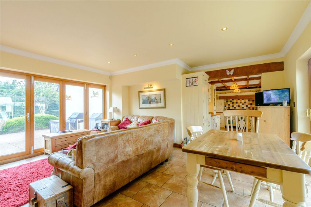 Barmston Farm, Woodmansey, Beverley, Yorkshire, HU17 0TP Property