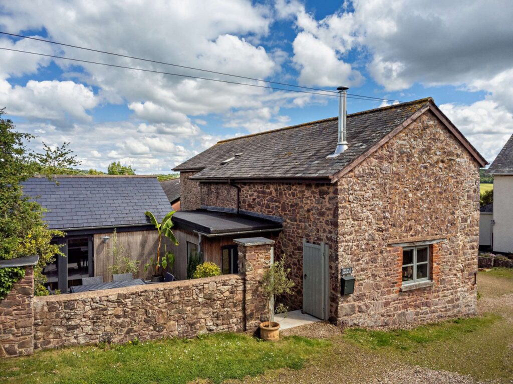 Chilton, Crediton Property