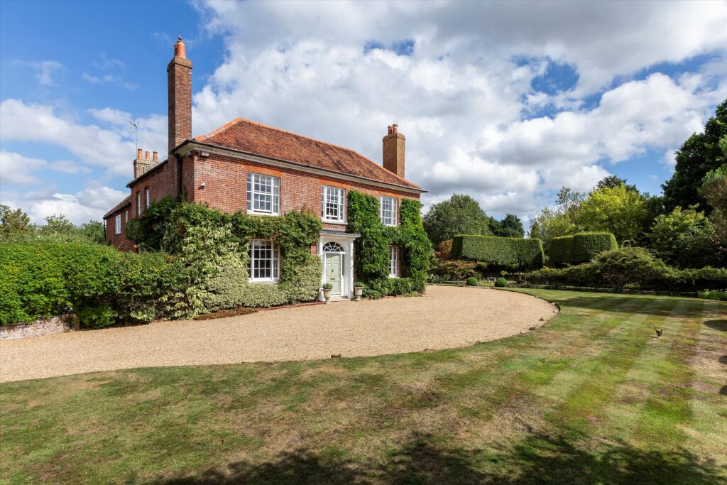 Vann Lane, Chiddingfold, Godalming, Surrey, GU8 Property