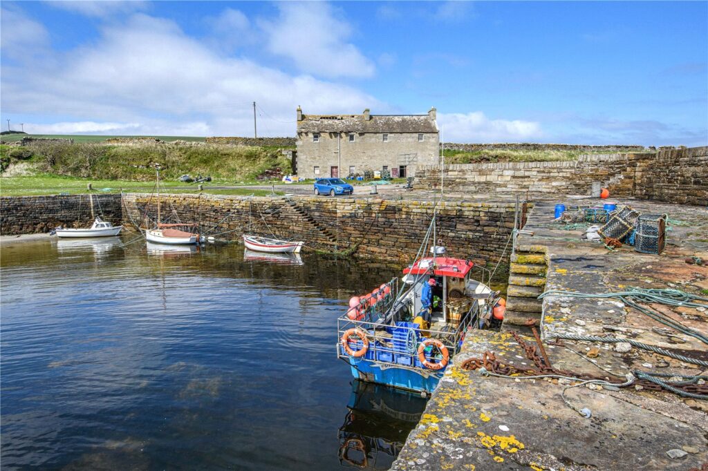 Sandside Harbour, Reay, Thurso, Caithness, KW14 7RN Property